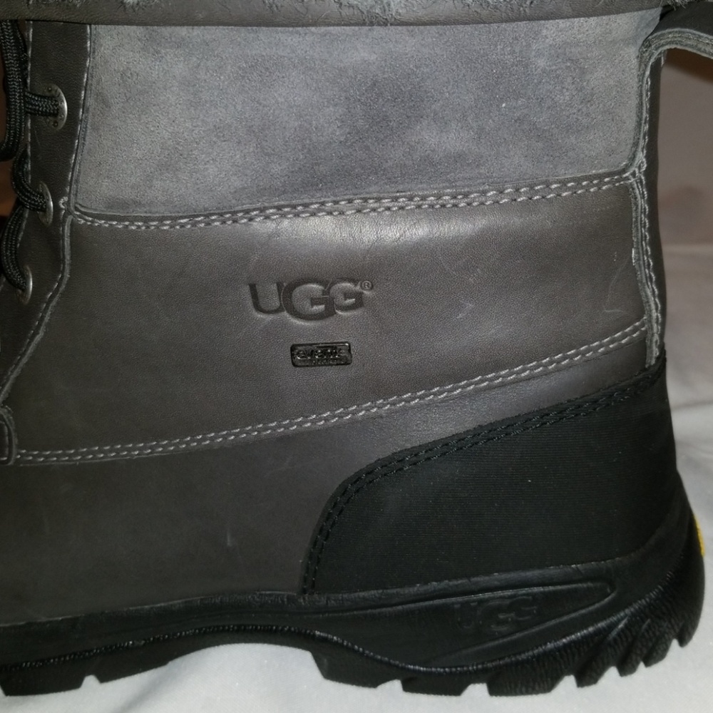 Waterproof - image 3